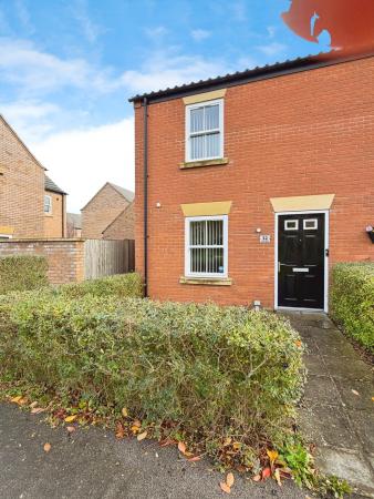 2 bedroom Semi-detached house to let in Hazel Walk, Alford, LN13