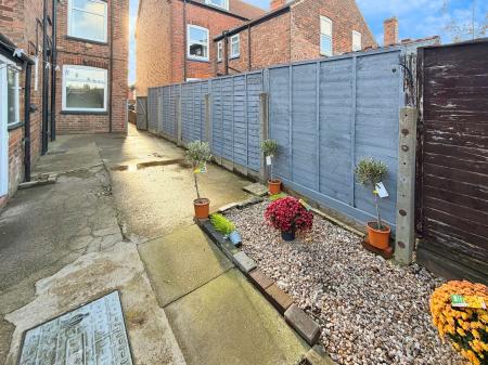 6 bedroom Semi-detached house to let in Wainfleet, Skegness, PE25