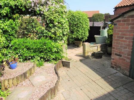 2 bedroom Terraced House to let in Broadbank, Louth, LN11