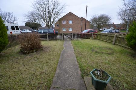 3 bedroom Semi-detached house to let in Station Road, Mablethorpe, LN12