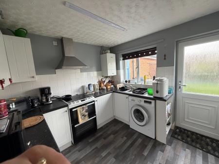 2 bedroom Bungalow to let in Masefield Drive, Sutton-On-Sea, LN12