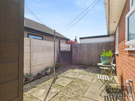 2 bedroom Semi-detached bungalow for sale in Brooke Drive, Mablethorpe, LN12