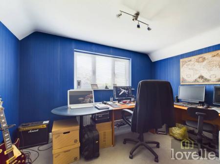 4 bedroom Detached house for sale in Beesby Road, Maltby le Marsh, LN13