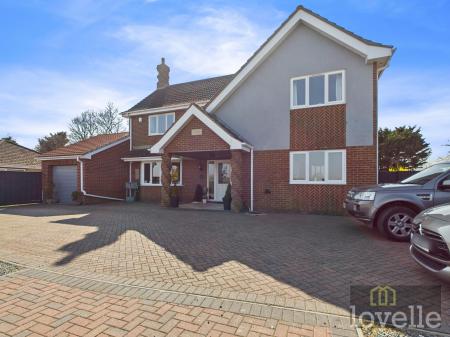 4 bedroom Detached house for sale in Church Lane, Mablethorpe, LN12