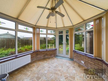 2 bedroom Detached bungalow for sale in Church Road, Mablethorpe, LN12