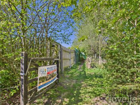 2 bedroom Park home for sale in Crabtree Lane, Sutton on Sea, LN12