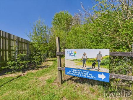 2 bedroom Park home for sale in Crabtree Lane, Sutton on Sea, LN12