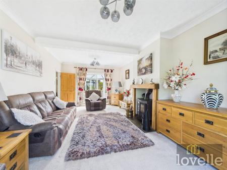 4 bedroom Detached house for sale in East Street, Alford, LN13
