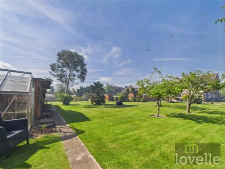 4 bedroom Detached house for sale in East Street, Alford, LN13