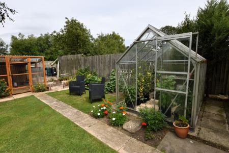 4 bedroom Detached house for sale in East Street, Alford, LN13