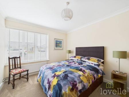 2 bedroom Detached bungalow for sale in Hillside Avenue, Sutton on Sea, LN12