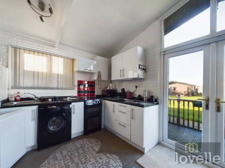 2 bedroom Chalet for sale in Mablethorpe Caravan Chalet Park, Mablethorpe, LN12