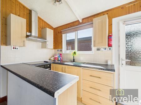 2 bedroom Chalet for sale in Mablethorpe Caravan Chalet Park, Mablethorpe, LN12
