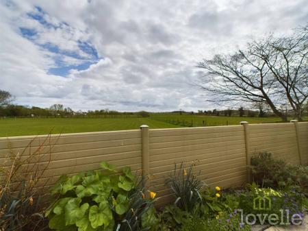 3 bedroom Detached bungalow for sale in Main Road, Withern, LN13