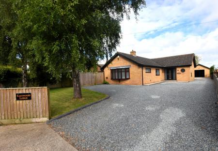 3 bedroom Detached bungalow for sale in Main Road, Withern, LN13