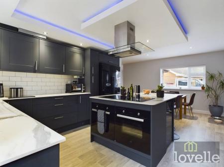 3 bedroom Detached bungalow for sale in Main Road, Withern, LN13