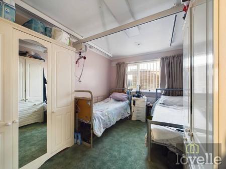 2 bedroom Detached bungalow for sale in North Road, Trusthorpe, LN12