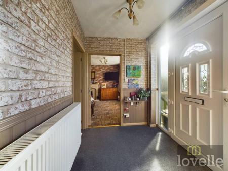 2 bedroom Detached bungalow for sale in North Road, Trusthorpe, LN12