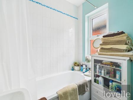 3 bedroom Semi-detached house for sale in Park Avenue, Mablethorpe, LN12