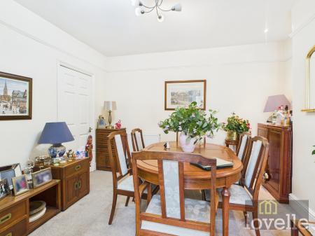 3 bedroom Semi-detached house for sale in Park Avenue, Mablethorpe, LN12