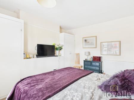 3 bedroom Semi-detached house for sale in Park Avenue, Mablethorpe, LN12