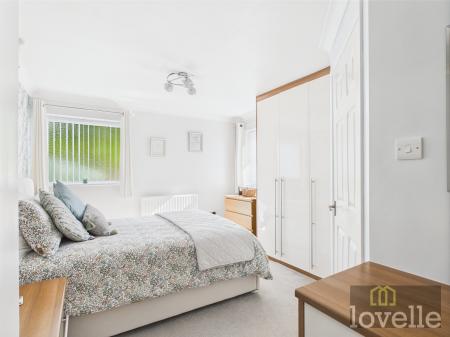 3 bedroom Detached bungalow for sale in School Lane, Aby, LN13