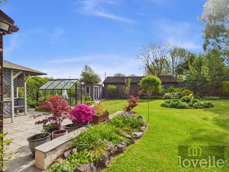 3 bedroom Detached bungalow for sale in School Lane, Aby, LN13
