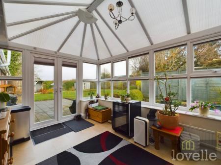 3 bedroom Detached bungalow for sale in School Lane, Aby, LN13