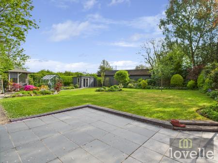 3 bedroom Detached bungalow for sale in School Lane, Aby, LN13