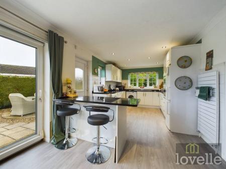 3 bedroom Detached bungalow for sale in Sea Lane, Sandilands, Sutton on Sea, LN12