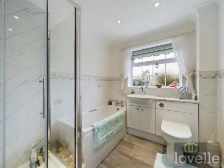 3 bedroom Detached bungalow for sale in Sea Lane, Sandilands, Sutton on Sea, LN12