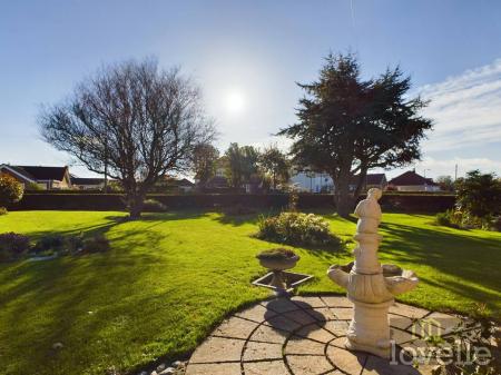 3 bedroom Detached bungalow for sale in Sea Lane, Sandilands, Sutton on Sea, LN12