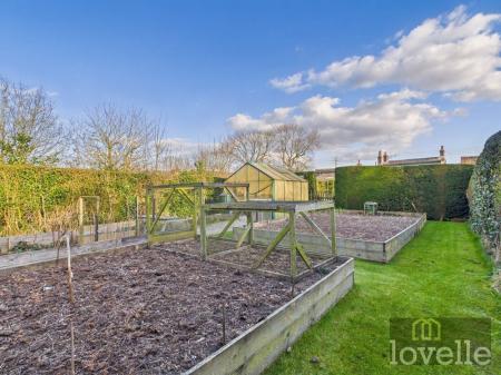 3 bedroom Detached house for sale in Sea Road, Anderby, PE24