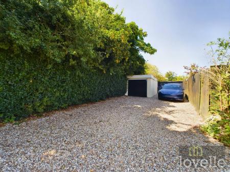 6 bedroom Detached house for sale in Sea Road, Anderby, PE24