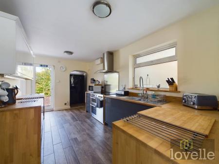 6 bedroom Detached house for sale in Sea Road, Anderby, PE24