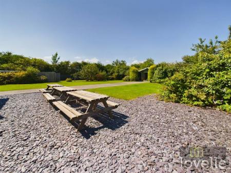 6 bedroom Detached house for sale in Sea Road, Anderby, PE24