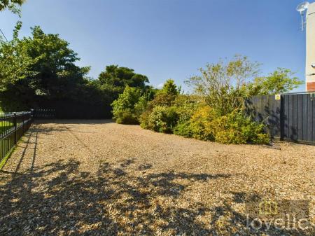 6 bedroom Detached house for sale in Sea Road, Anderby, PE24