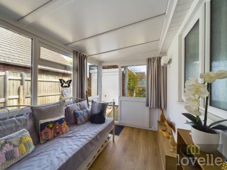 2 bedroom Detached bungalow for sale in Seacroft road, Mablethorpe, LN12