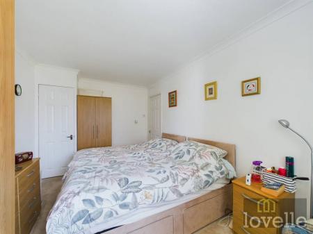 2 bedroom Detached bungalow for sale in Seacroft road, Mablethorpe, LN12