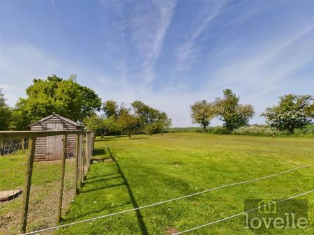 3 bedroom Detached house for sale in Station Road, Theddlethorpe, LN12