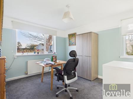 3 bedroom Detached house for sale in Station Road, Theddlethorpe, LN12