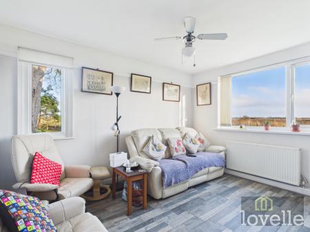 3 bedroom Detached house for sale in Station Road, Theddlethorpe, LN12