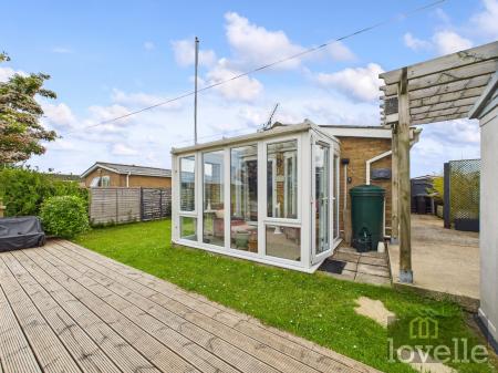 3 bedroom Detached bungalow for sale in The Court, Anderby Creek, PE24