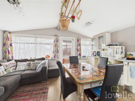 3 bedroom Detached bungalow for sale in The Court, Anderby Creek, PE24