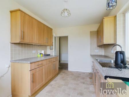 2 bedroom Detached bungalow for sale in The Meadows, Trusthorpe, LN12