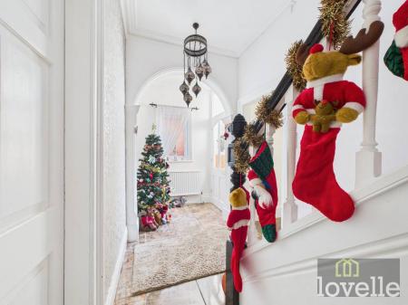 6 bedroom Semi-detached house for sale in Victoria Road, Mablethorpe, LN12