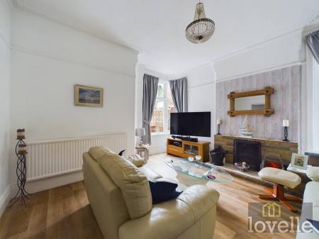 6 bedroom Semi-detached house for sale in Victoria Road, Mablethorpe, LN12