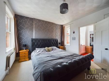 6 bedroom Semi-detached house for sale in Victoria Road, Mablethorpe, LN12