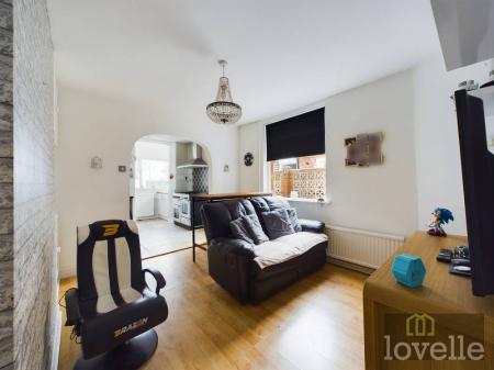 6 bedroom Semi-detached house for sale in Victoria Road, Mablethorpe, LN12