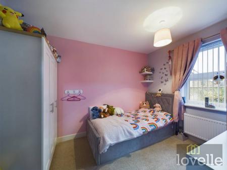 3 bedroom Detached bungalow for sale in Wallaces Yard, Alford, LN13